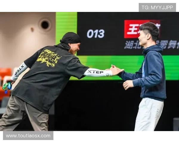 南京极限运动队创新防反策略引领运动新风潮