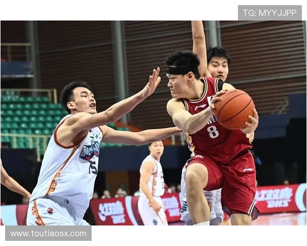 南京篮球队总决赛精彩配合解析与战术亮点回顾